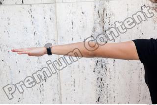 b0029 Young girl arm reference 0001